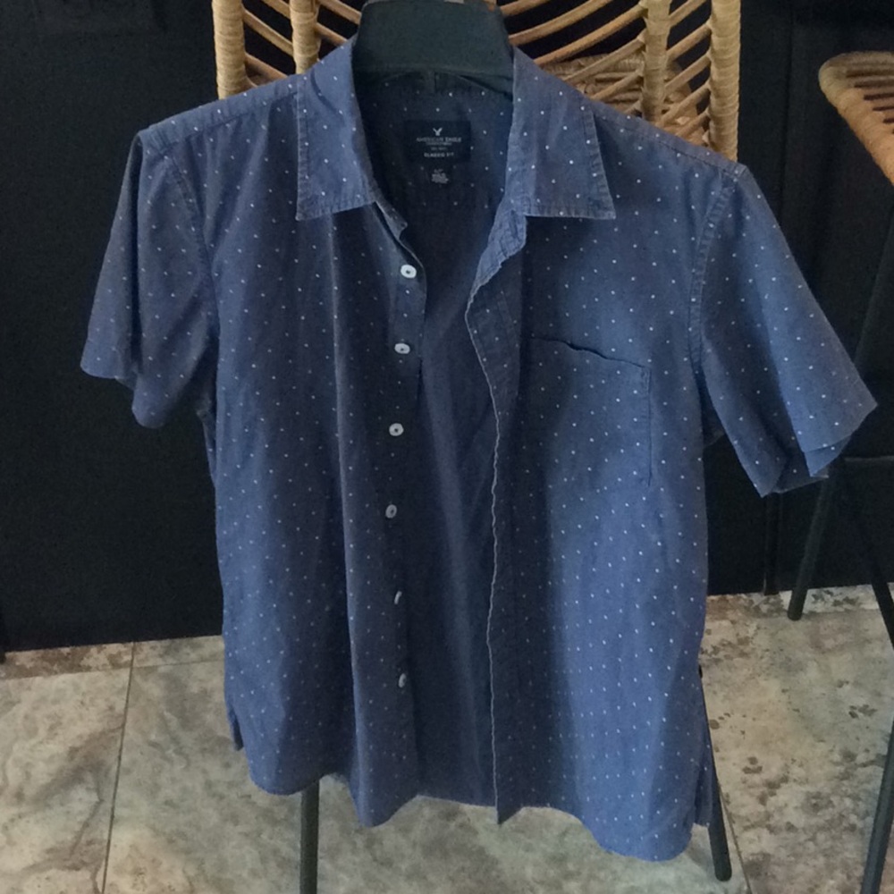 American eagle men’s shirt